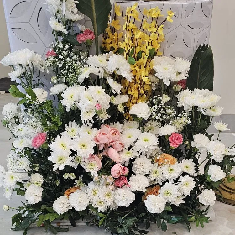 Book Floral Decor for Indian Events